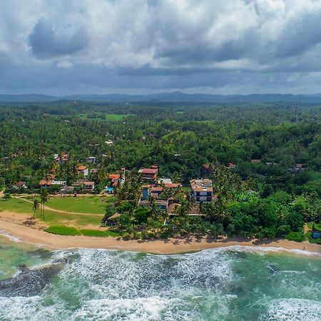 Villa Tissa Beach Resort 웰리가마 외부 사진