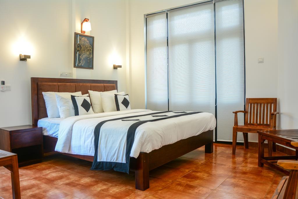 Villa Tissa Beach Resort 웰리가마 외부 사진