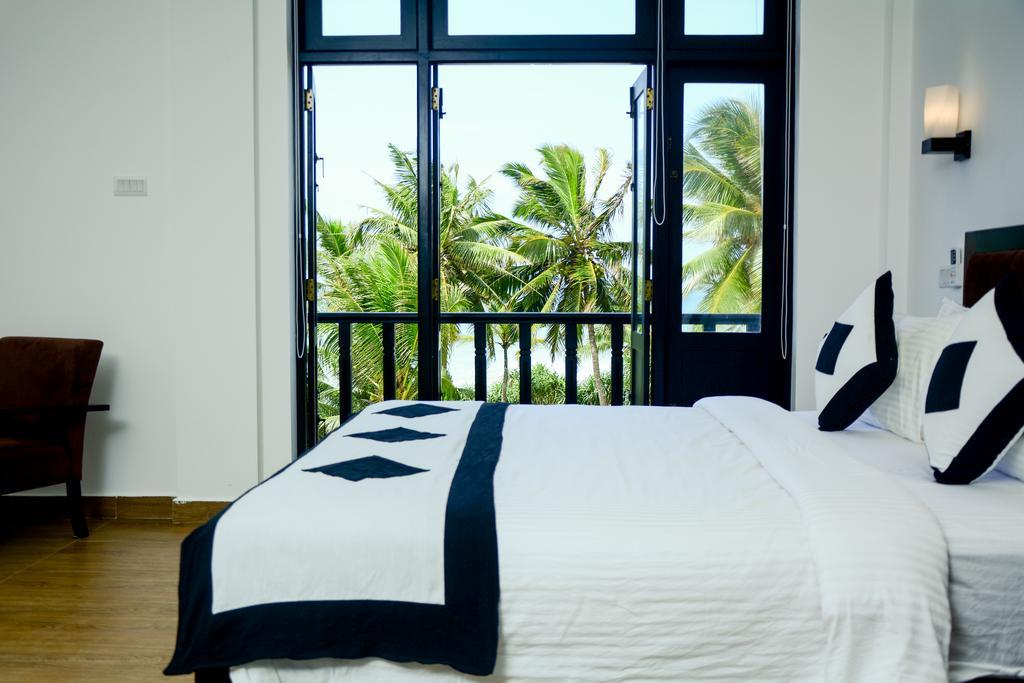 Villa Tissa Beach Resort 웰리가마 외부 사진