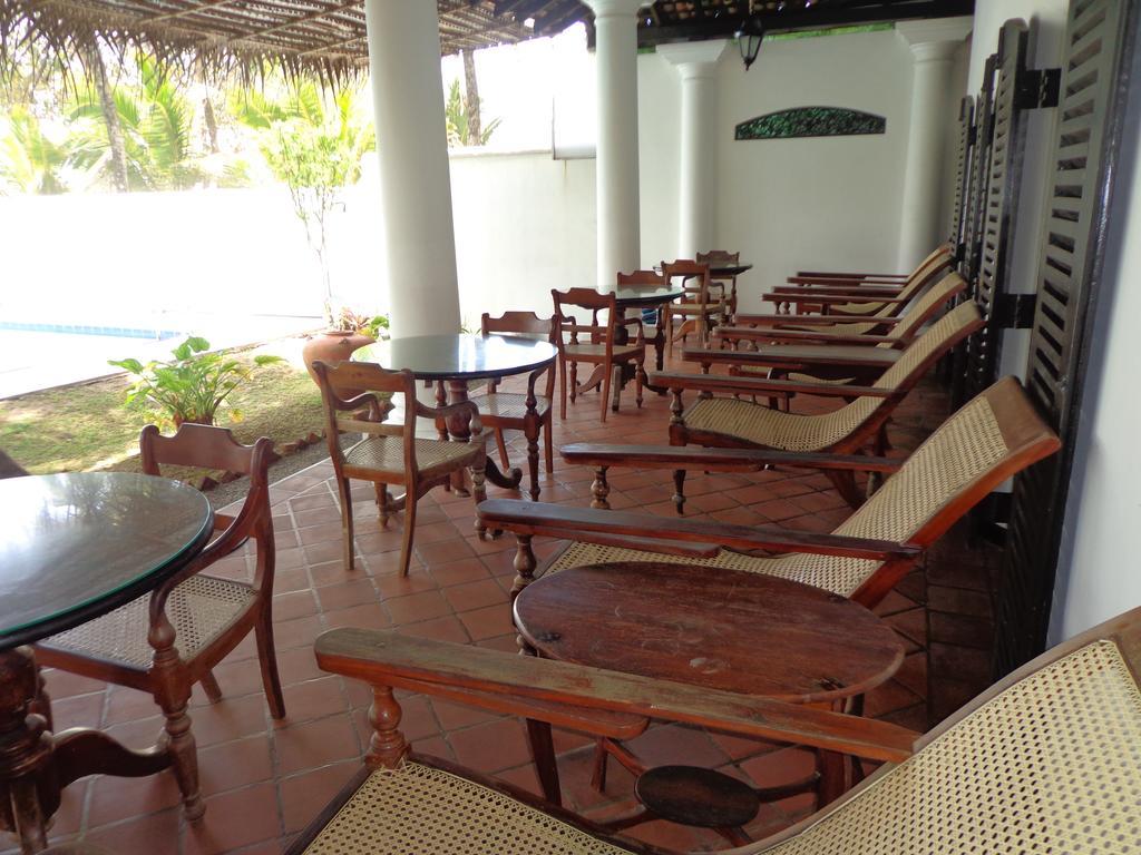 Villa Tissa Beach Resort 웰리가마 외부 사진