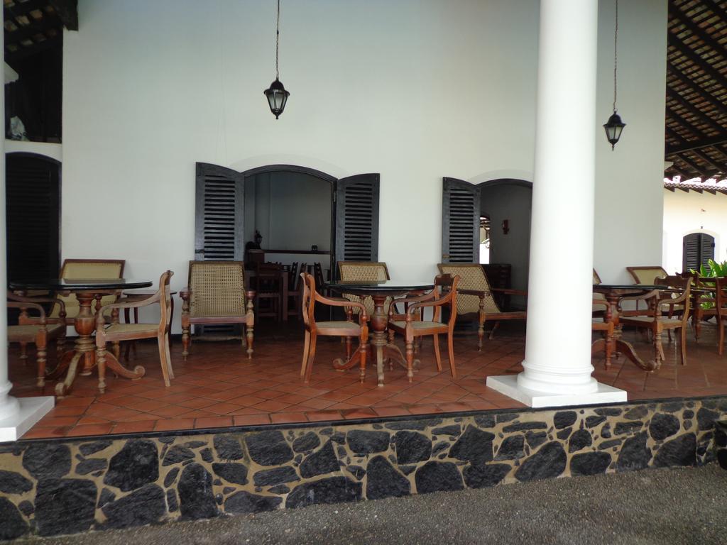Villa Tissa Beach Resort 웰리가마 외부 사진