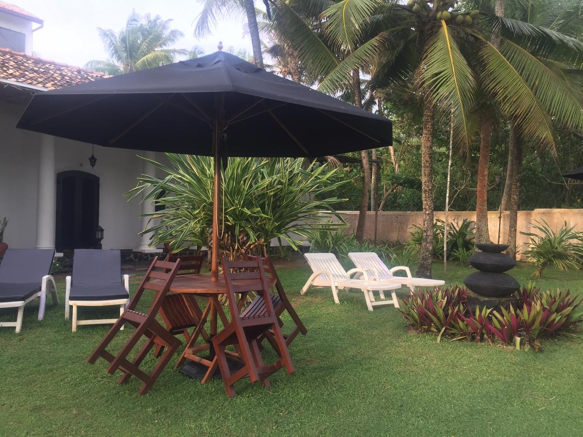 Villa Tissa Beach Resort 웰리가마 외부 사진