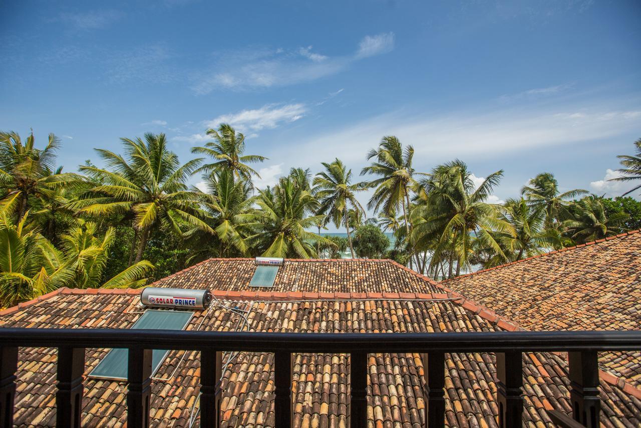 Villa Tissa Beach Resort 웰리가마 외부 사진